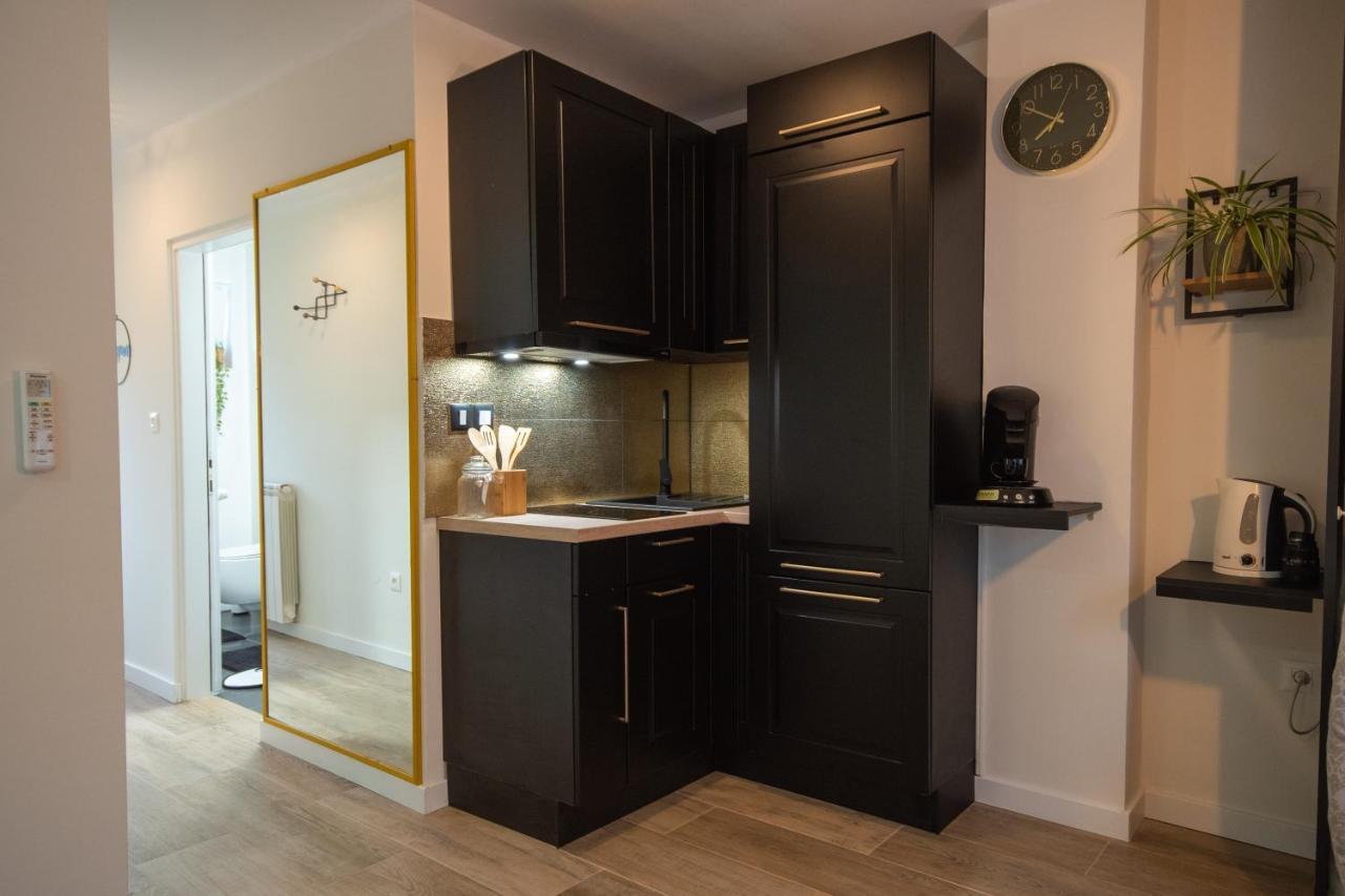 Wellness Studio D'Or - Exclusive New Apartment With Whirlpool, Sauna, Sunny Terrace, Private Parking Poreč Dış mekan fotoğraf